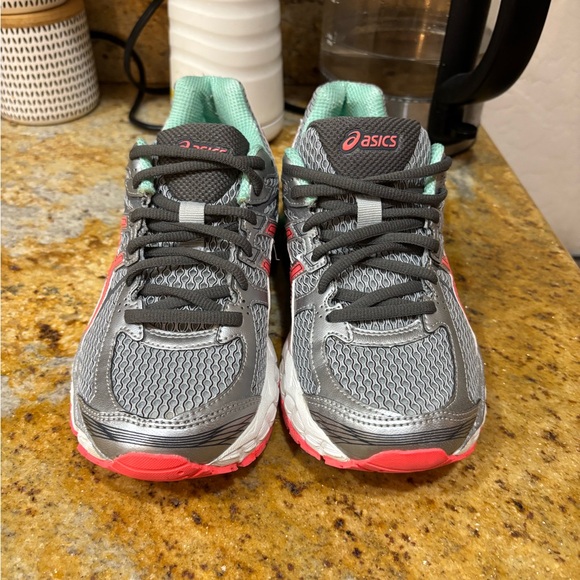 ASICS Gel Flux 2 size 7 - Picture 2 of 9